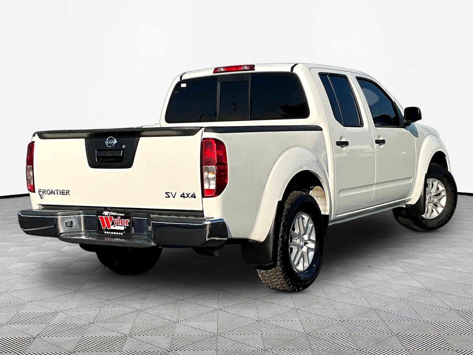 Used 2021 Nissan Frontier SV AWD/4WD image 6