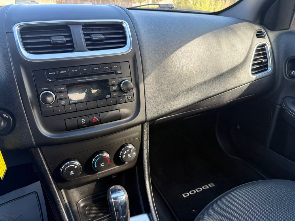 Used 2014 Dodge Avenger SE w/ Rallye Appearance Group FWD image 12