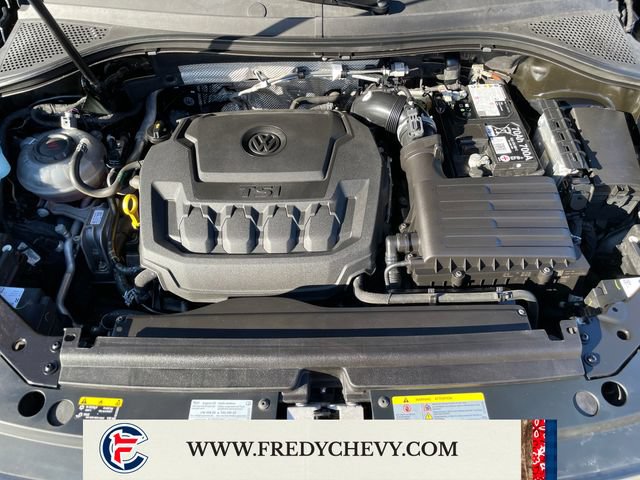Used 2024 Volkswagen Tiguan SE AWD/4WD image 21