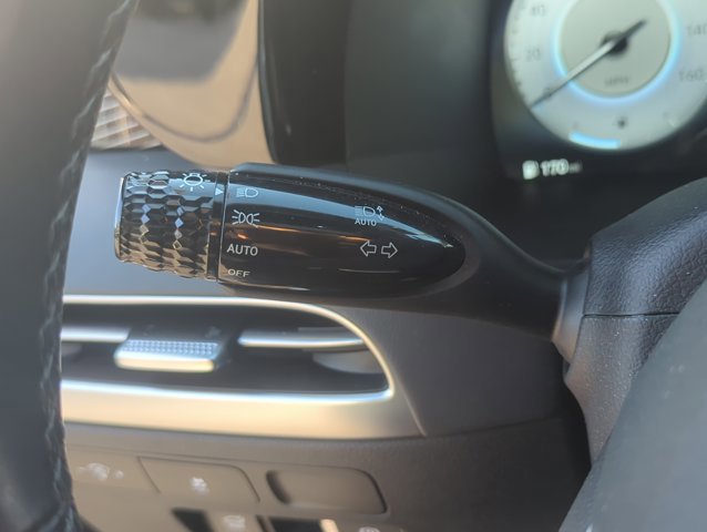 Used 2024 Hyundai Palisade Calligraphy image 15