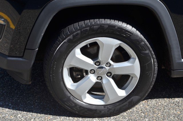 Used 2020 Jeep Compass Latitude w/ Cold Weather Group image 13