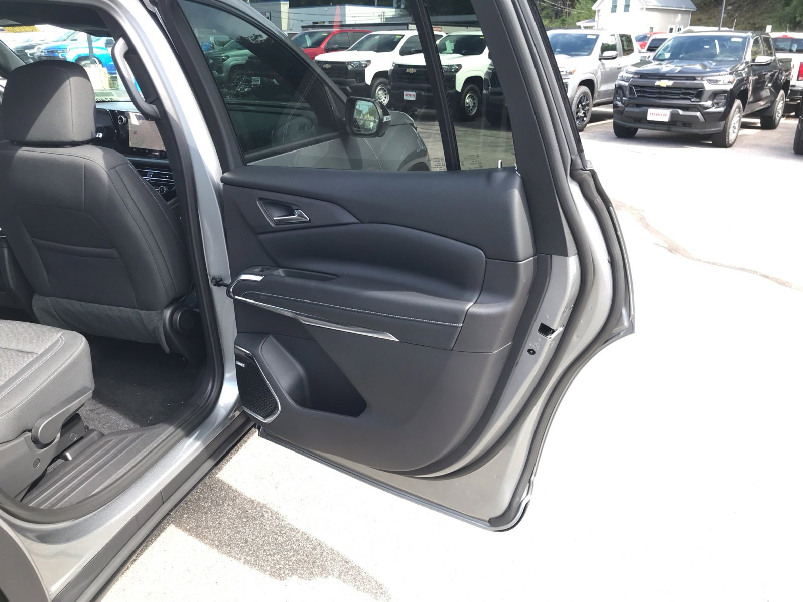 New 2026 Chevrolet Traverse LT w/ Enhanced Driving Package image 26