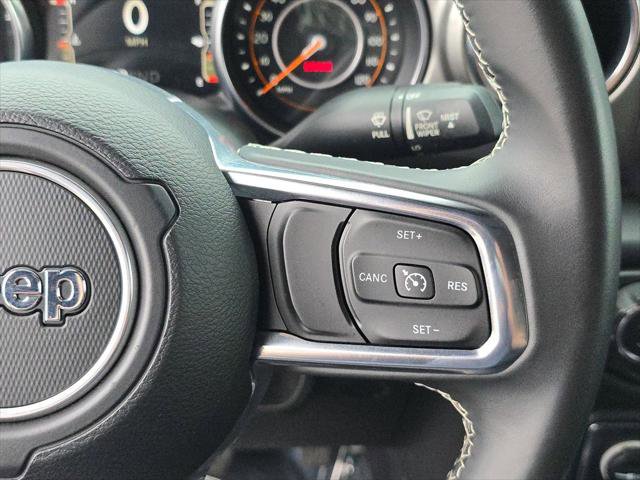 Used 2018 Jeep Wrangler Unlimited Sahara AWD/4WD image 25