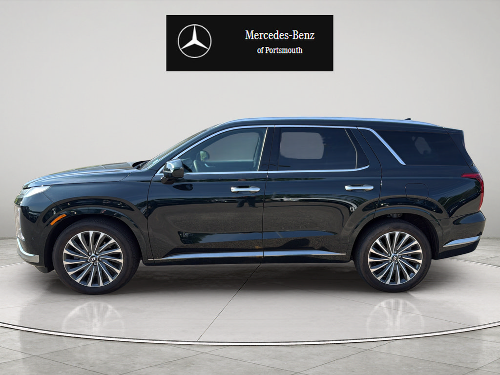 Used 2024 Hyundai Palisade Calligraphy AWD/4WD image 2