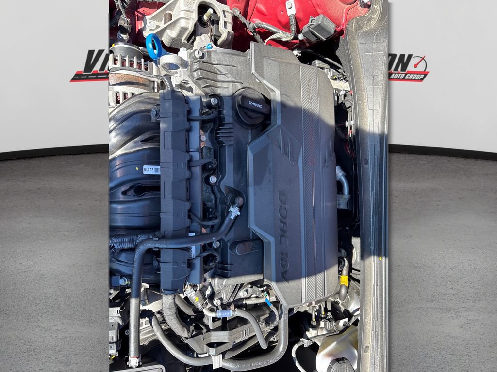 Certified 2025 Hyundai Elantra Sport image 13