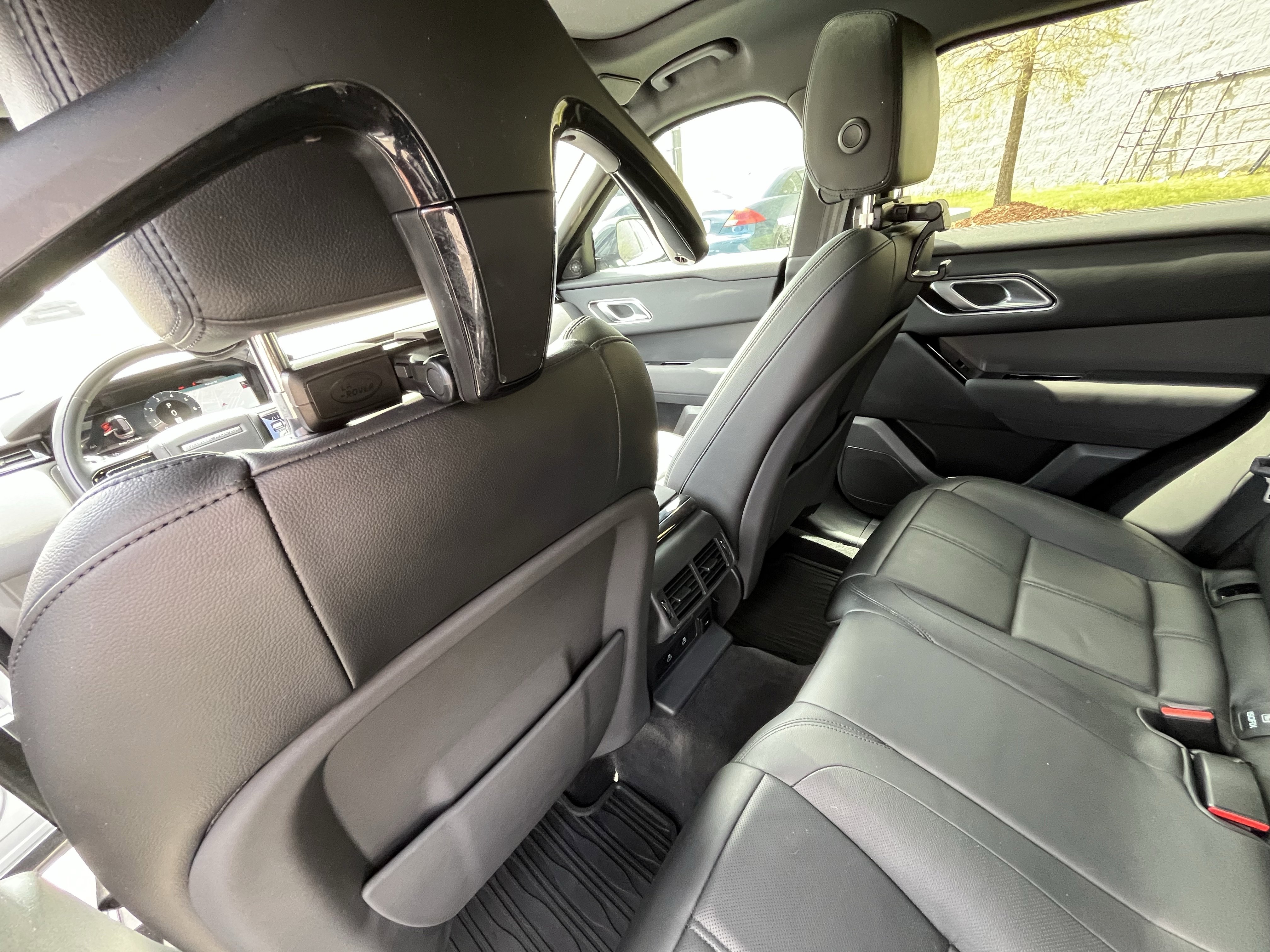 Certified 2025 Land Rover Range Rover Velar Dynamic SE AWD/4WD image 31