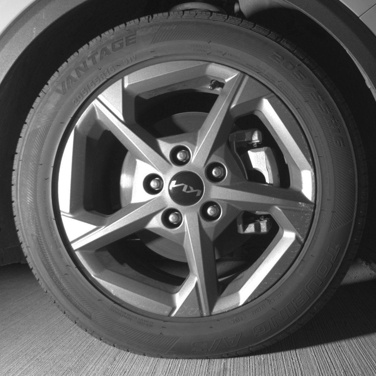 Used 2025 Kia K4 FWD image 13