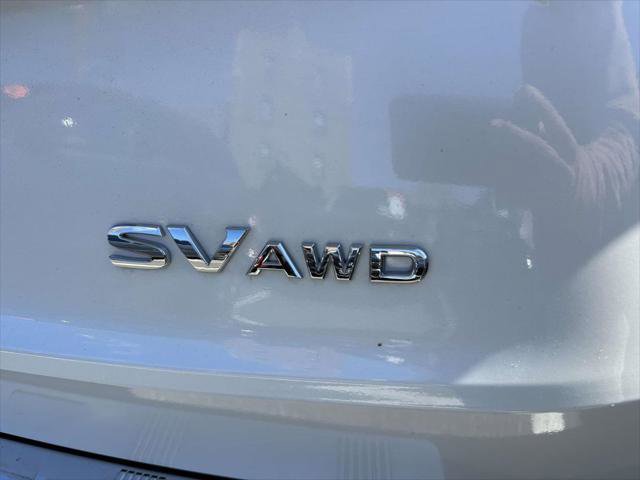 Used 2023 Nissan Rogue SV w/ SV Premium B Package image 10