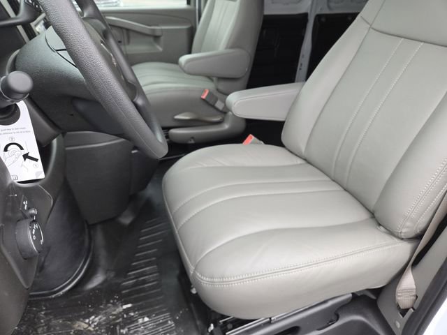 New 2026 GMC Savana 2500 w/ Driver Convenience Package image 27