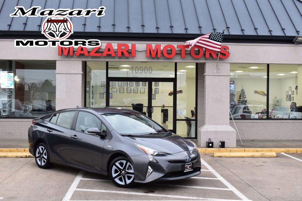 Used 2016 Toyota Prius Three Touring FWD image 1
