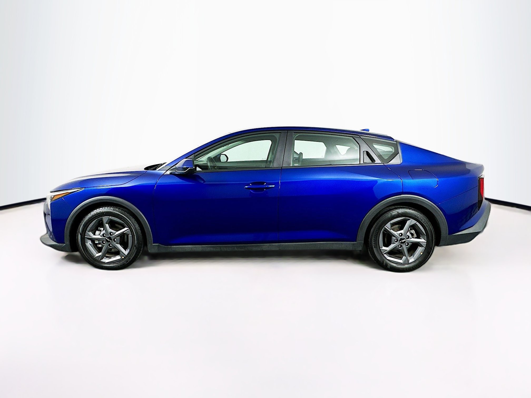 Used 2025 Kia K4 FWD image 4