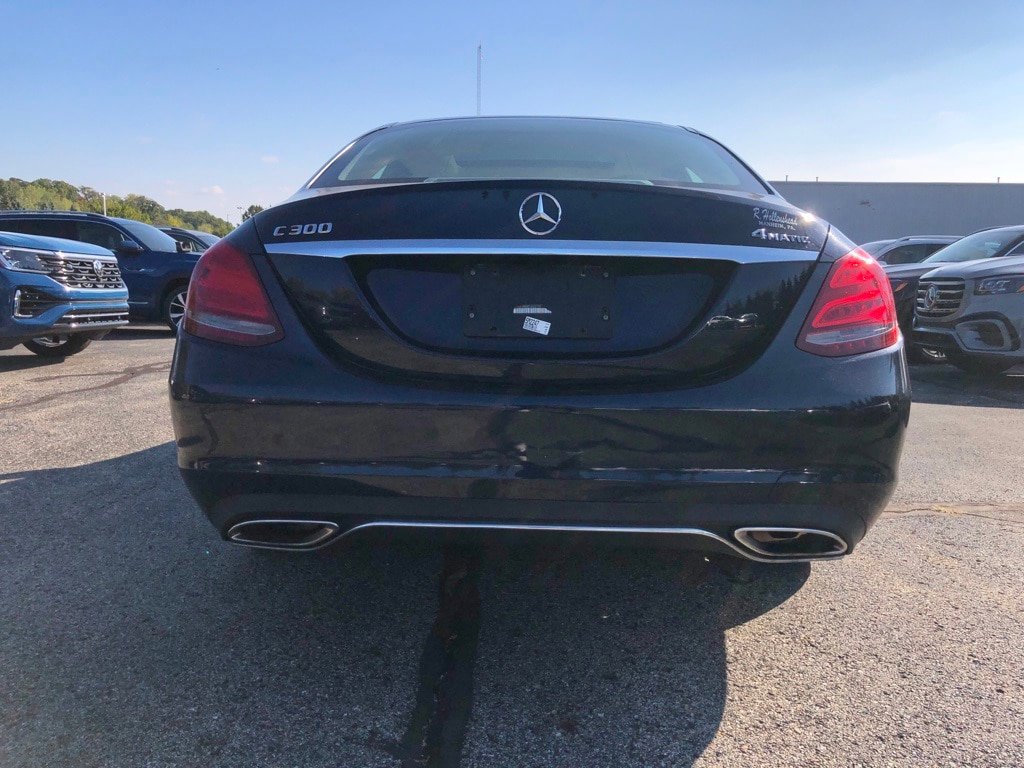 Used 2015 Mercedes-Benz C 300 4MATIC Sedan image 5
