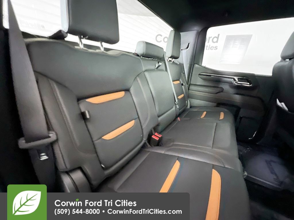 Used 2023 GMC Sierra 1500 AT4 image 16