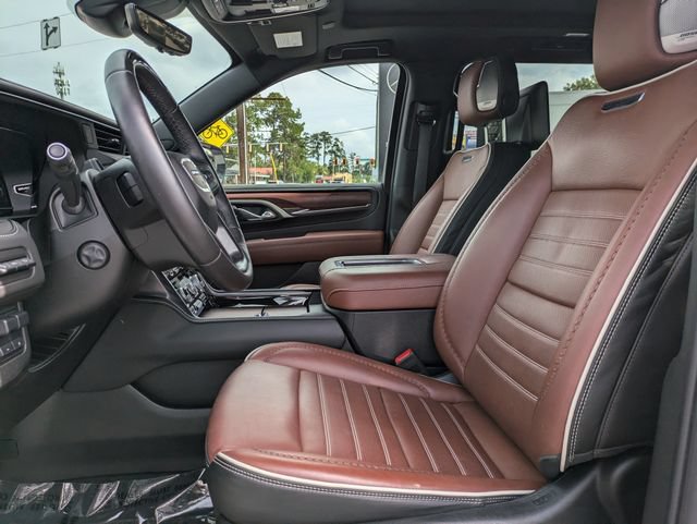 Used 2023 GMC Yukon XL Denali Ultimate AWD/4WD image 23