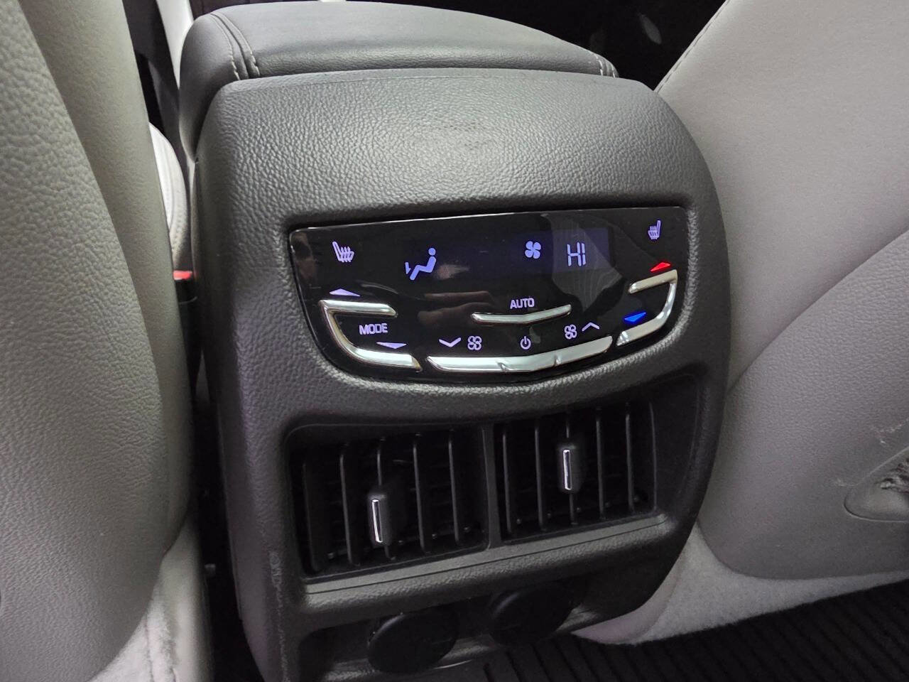 Used 2016 Cadillac SRX Premium FWD image 30