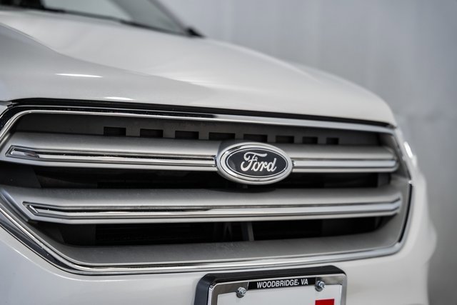 Used 2018 Ford Escape Titanium w/ Ford Safe & Smart Package image 11