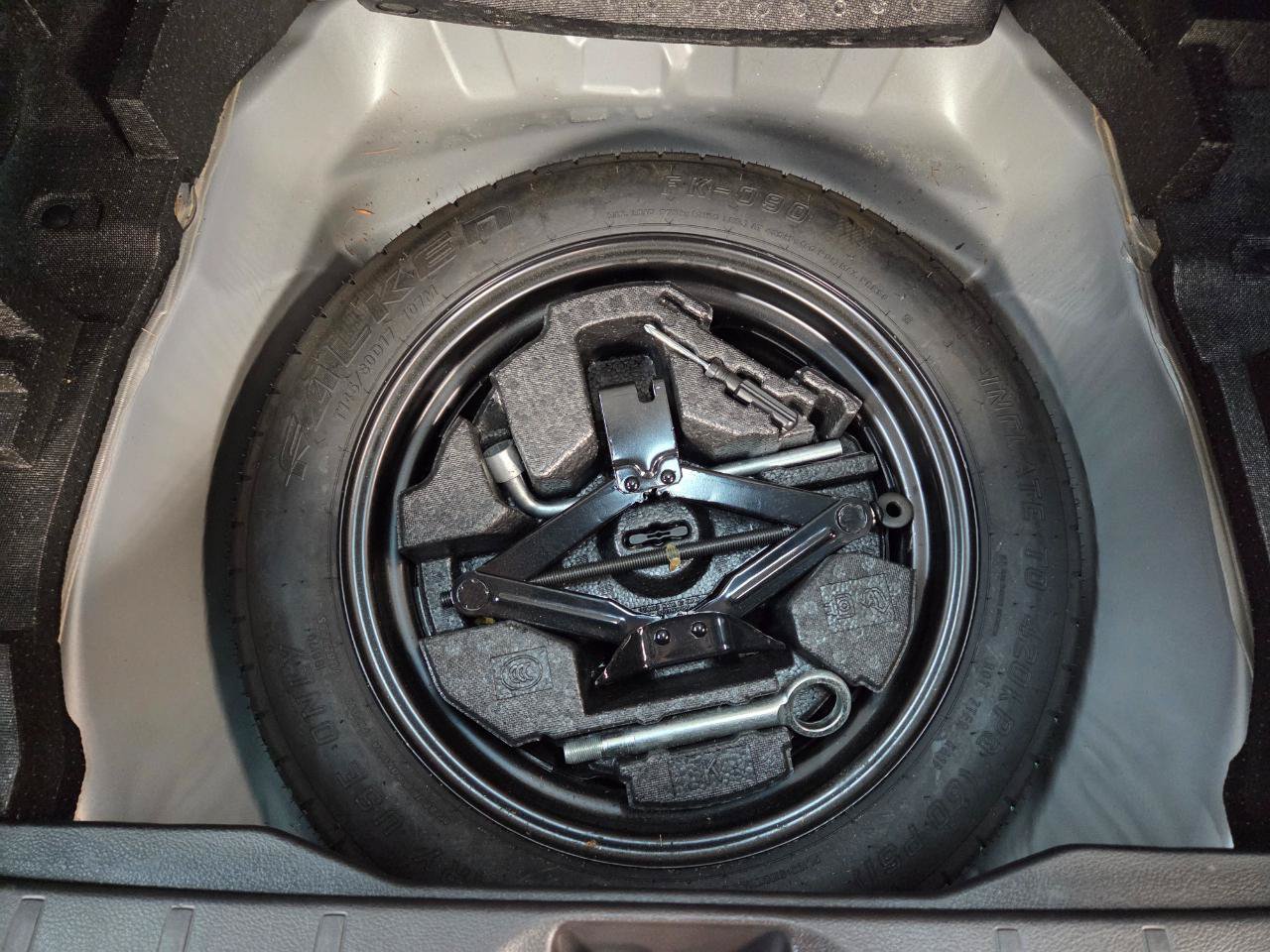 Used 2018 Subaru Forester 2.5i w/ Alloy Wheel Package AWD/4WD image 9