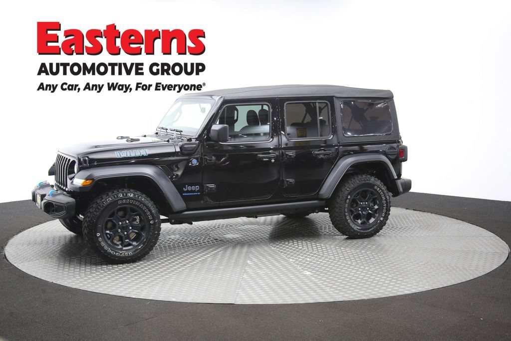 Used 2023 Jeep Wrangler Unlimited w/ Cold Weather Group AWD/4WD image 60