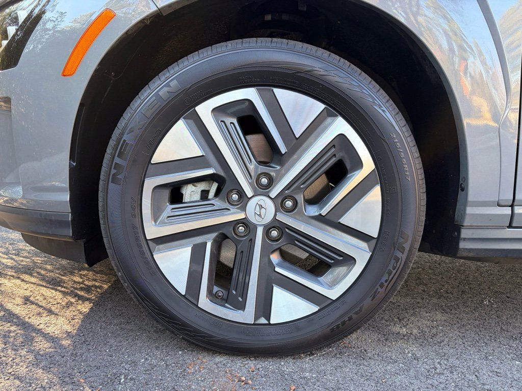 Used 2023 Hyundai Kona Limited w/ Cargo Package image 36