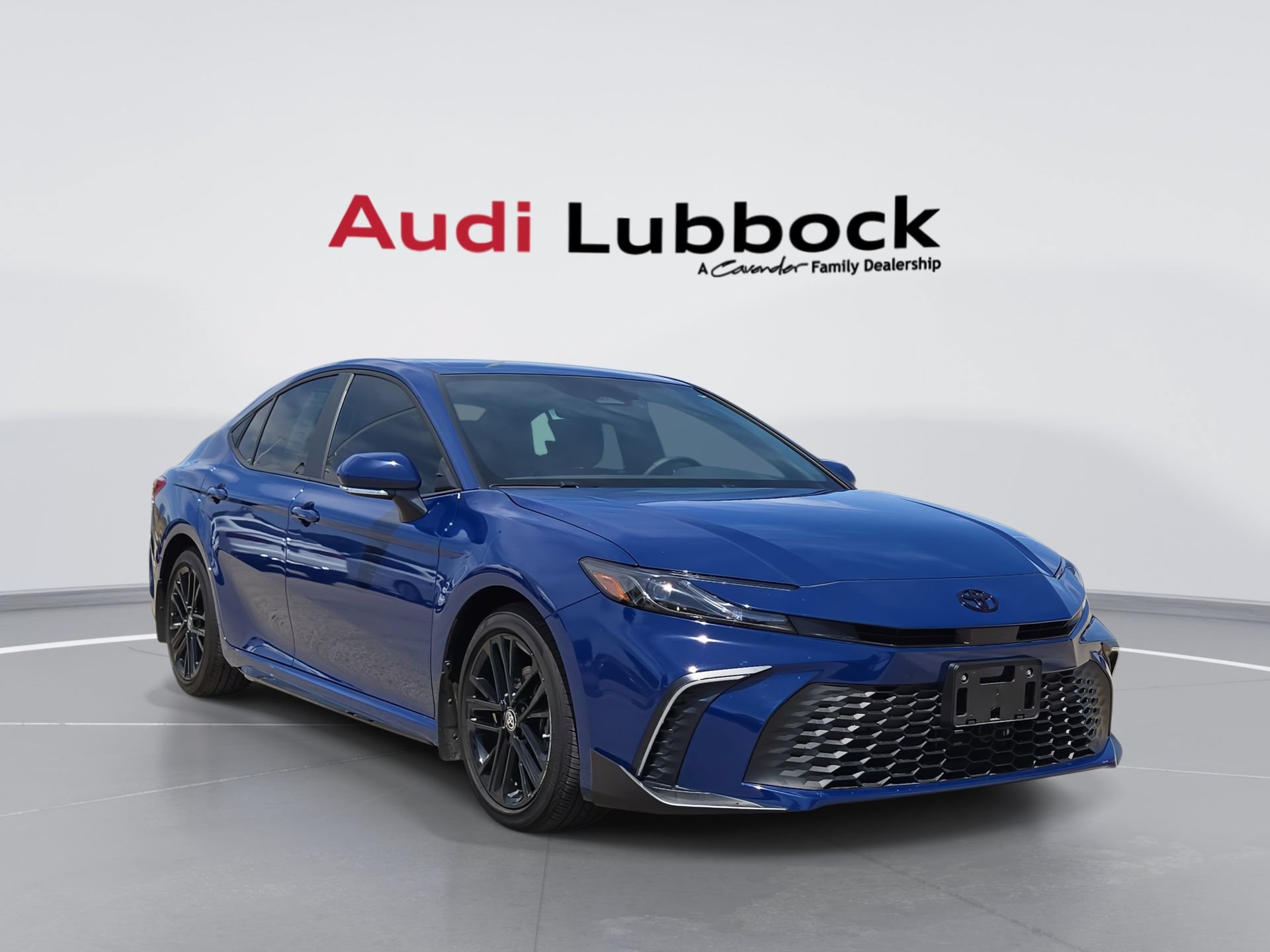 Used 2026 Toyota Camry SE w/ Convenience Package