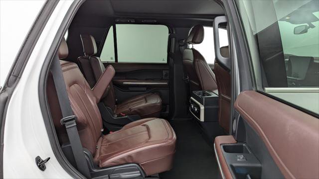 Used 2023 Ford Expedition Limited image 20