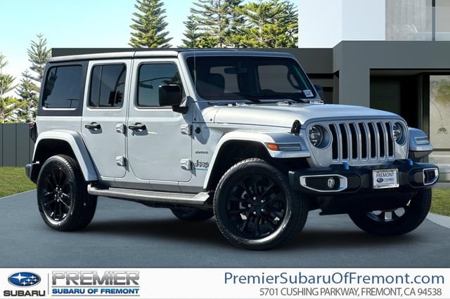 Used 2023 Jeep Wrangler Unlimited Sahara w/ Cold Weather Group AWD/4WD image 1