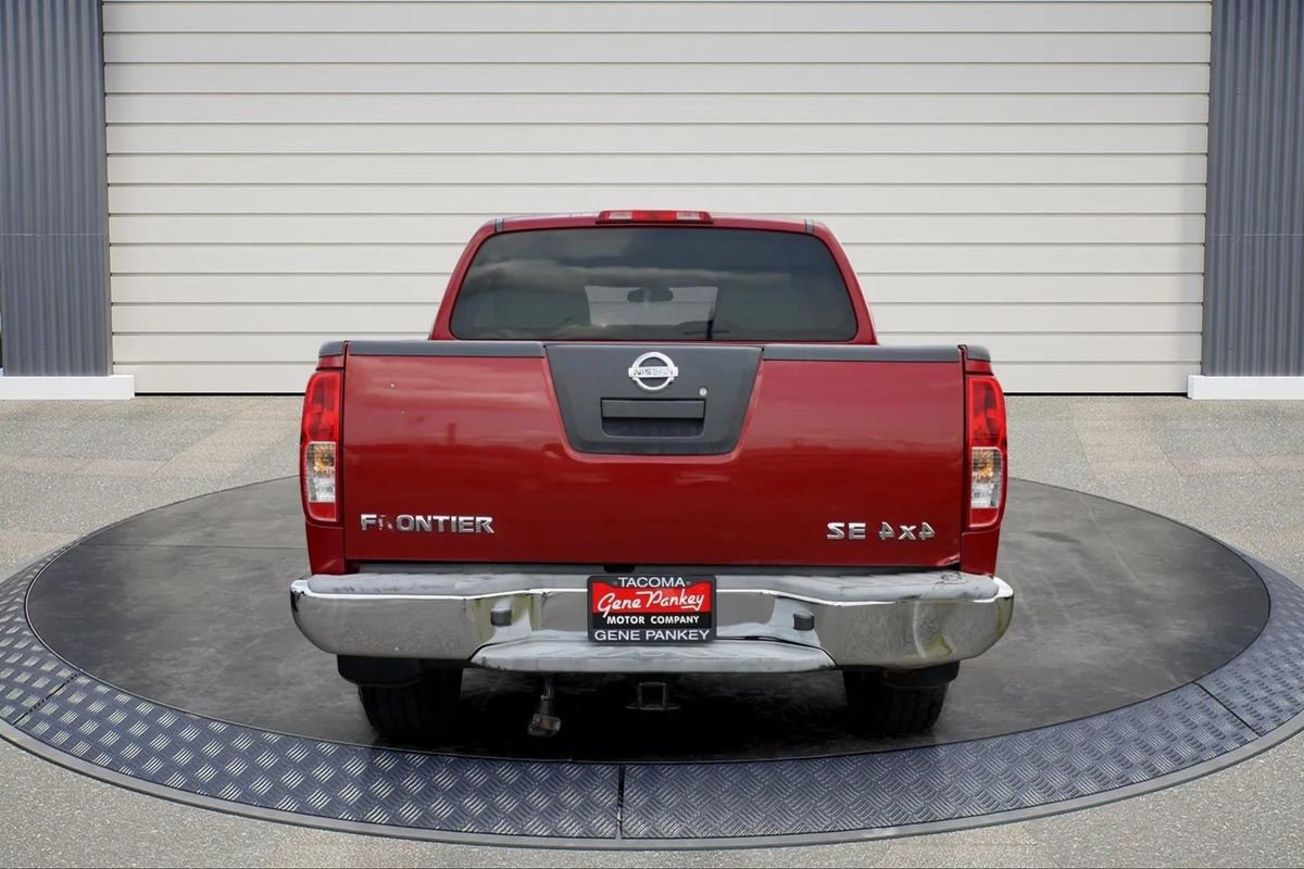Used 2009 Nissan Frontier SE w/ SE Value Truck Pkg AWD/4WD image 6