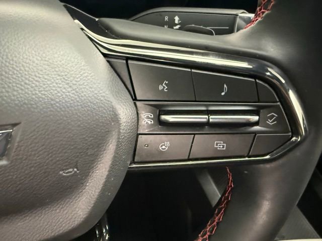 Certified 2025 Chevrolet Equinox RS w/ Safety and Technology Package image 18