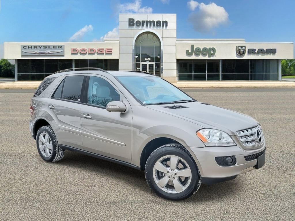Used 2006 Mercedes-Benz ML 500 4MATIC image 2