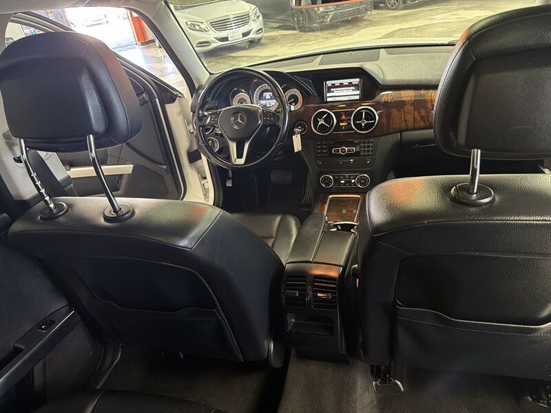 Used 2014 Mercedes-Benz GLK 350 2WD image 30
