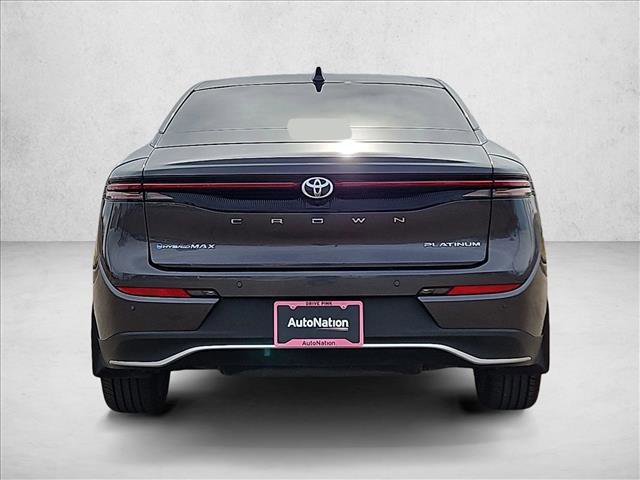 Used 2024 Toyota Crown Platinum image 7