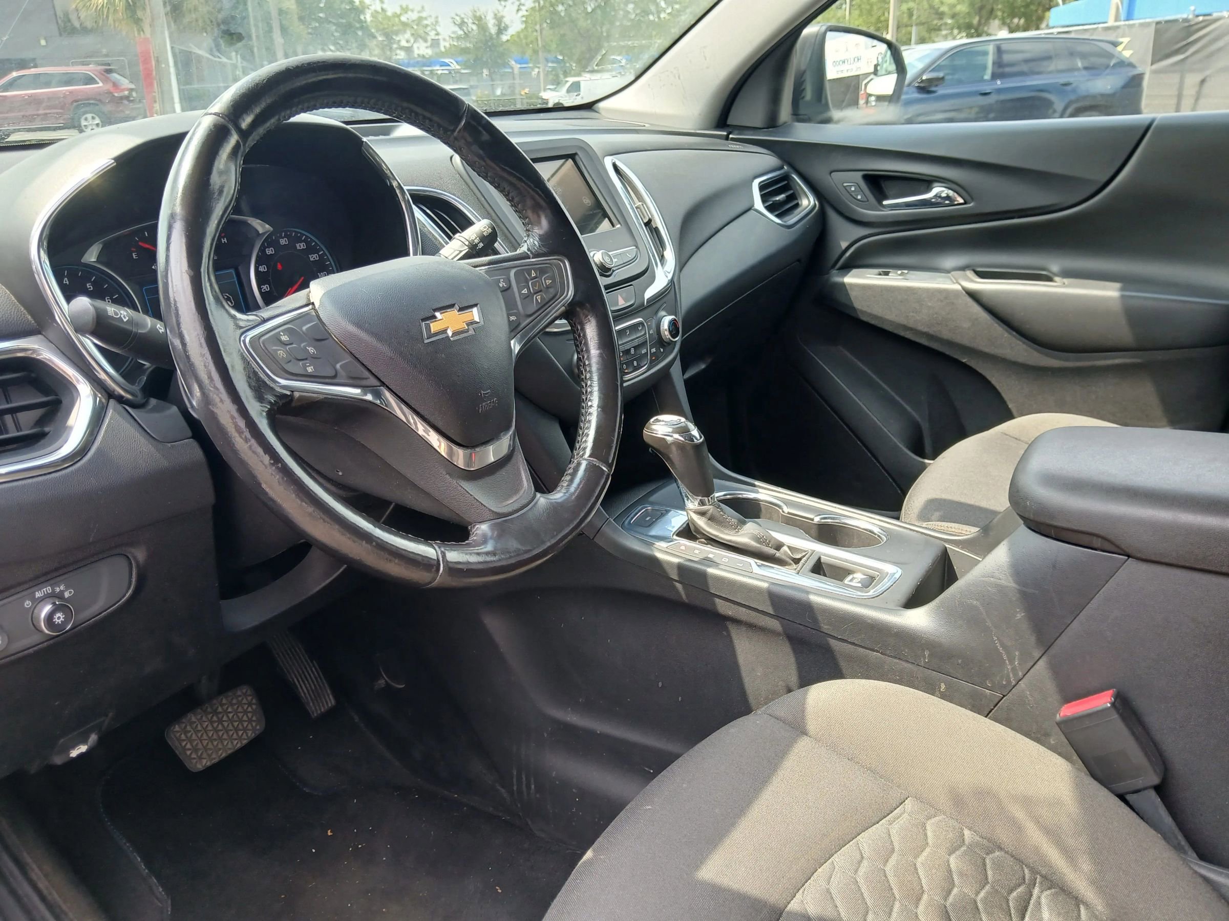 Used 2019 Chevrolet Equinox LT AWD/4WD image 12