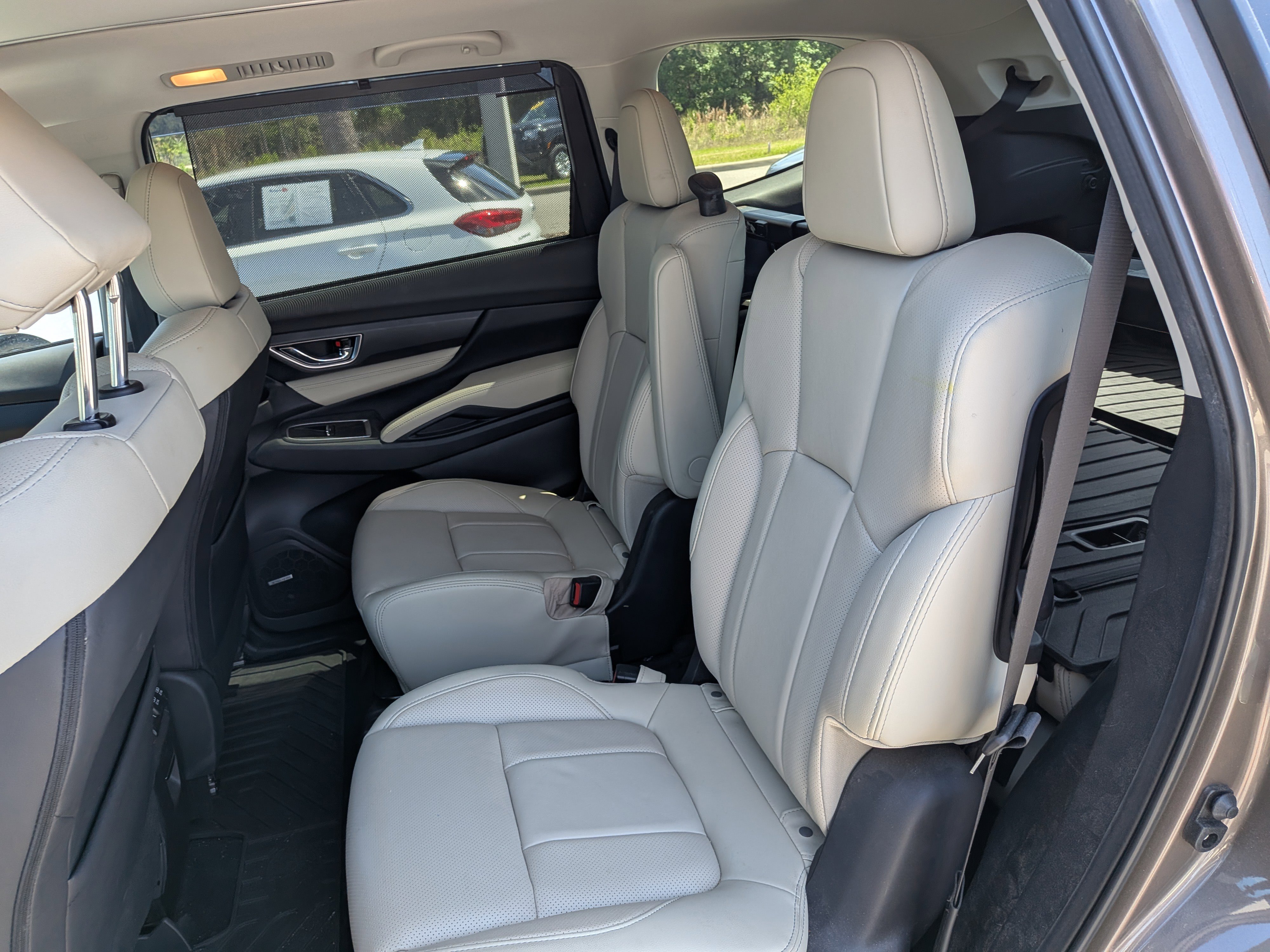 Certified 2022 Subaru Ascent Limited w/ Technology Package image 14