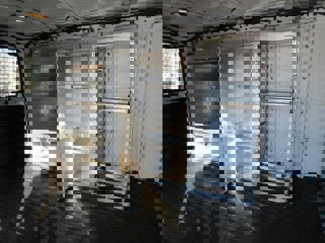 Used 2013 Chevrolet Express 1500 RWD image 21