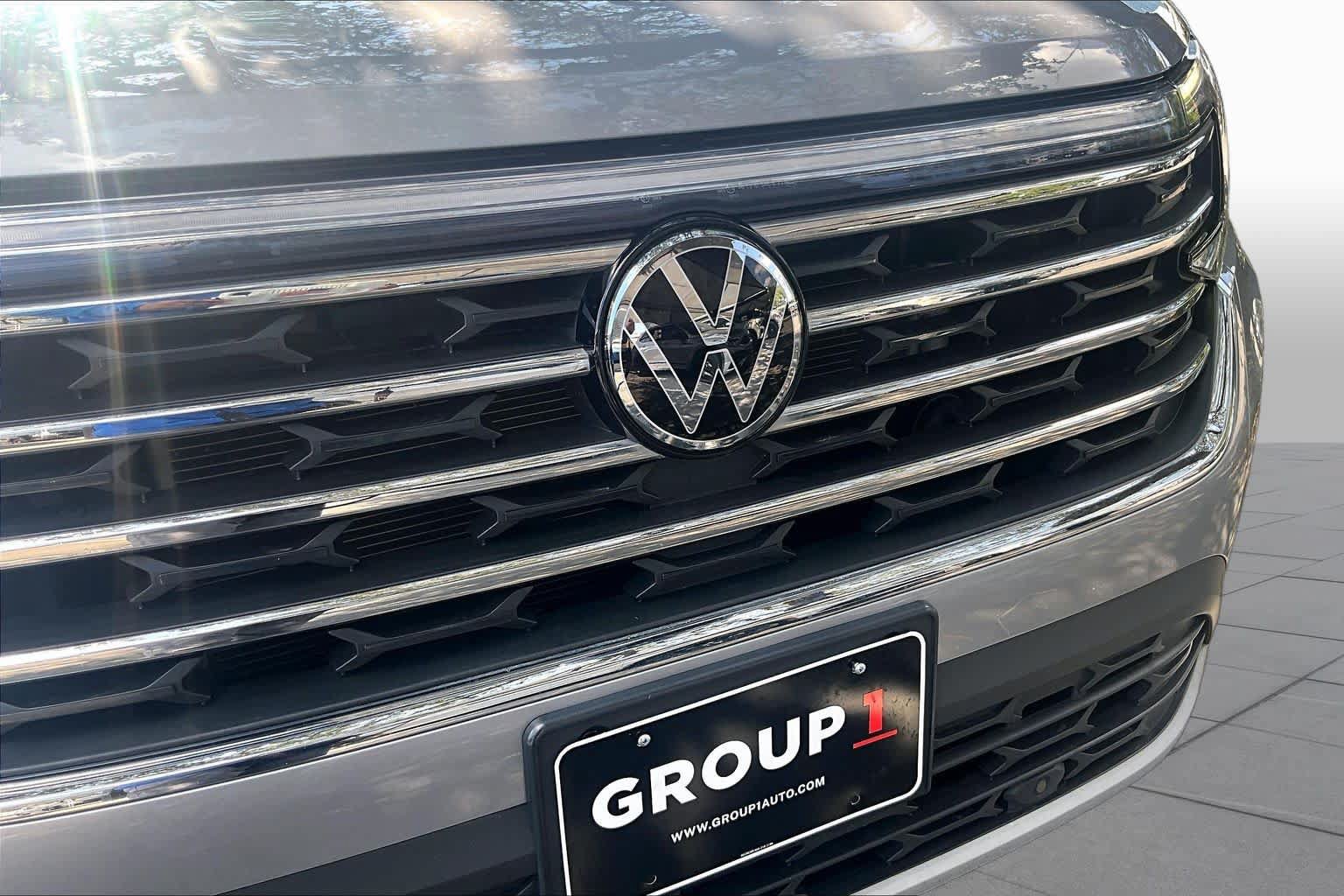 Used 2024 Volkswagen Atlas SE FWD image 32
