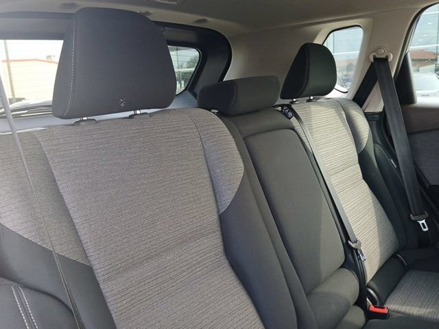 Used 2023 Nissan Rogue SV AWD/4WD image 12