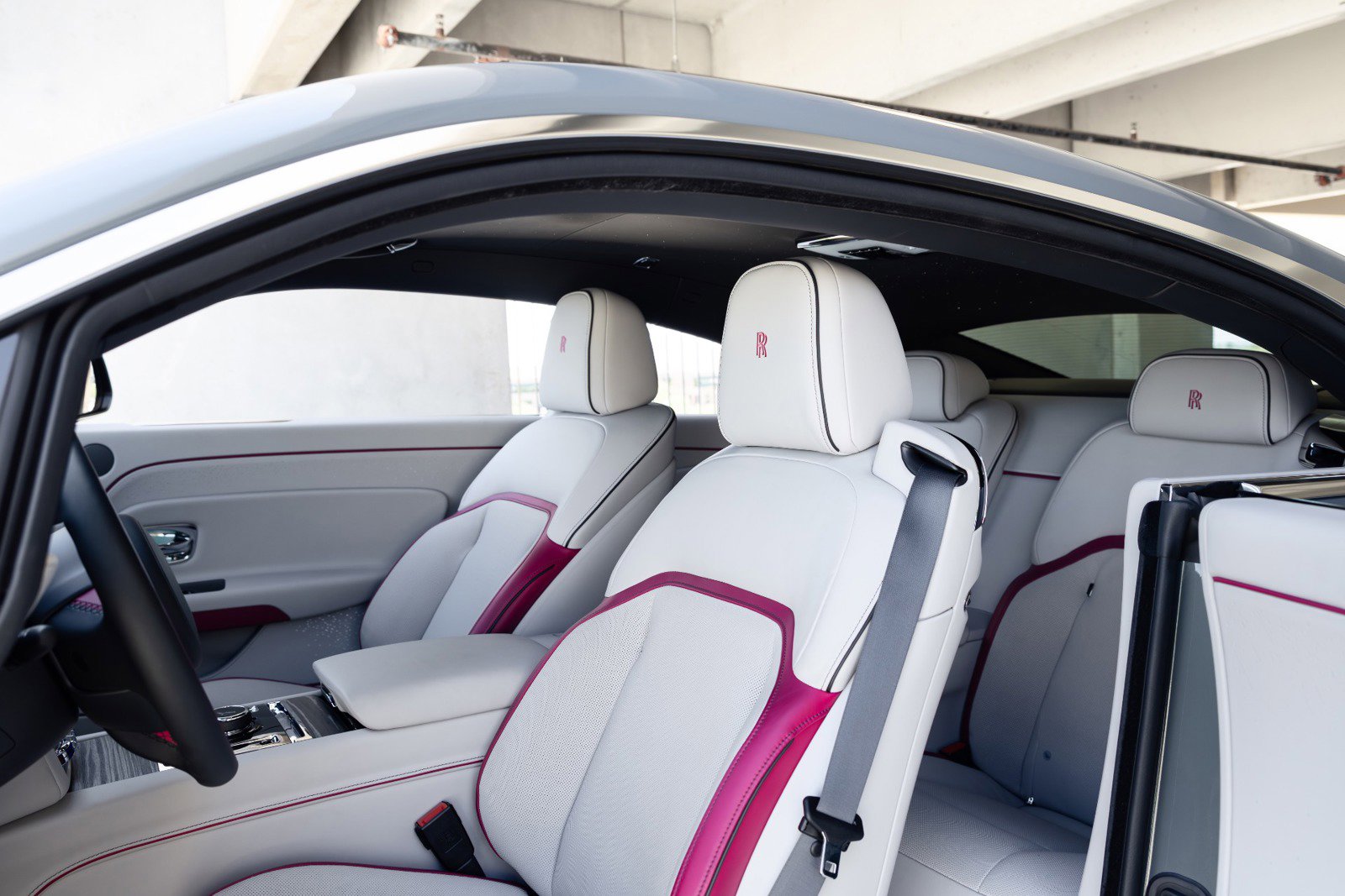 Used 2024 Rolls-Royce Spectre w/ Spectre Launch Package AWD/4WD image 42