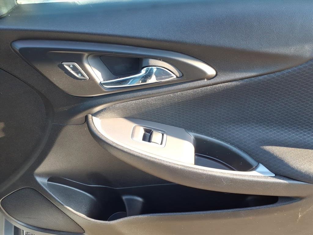 Used 2023 Chevrolet Malibu LT image 17