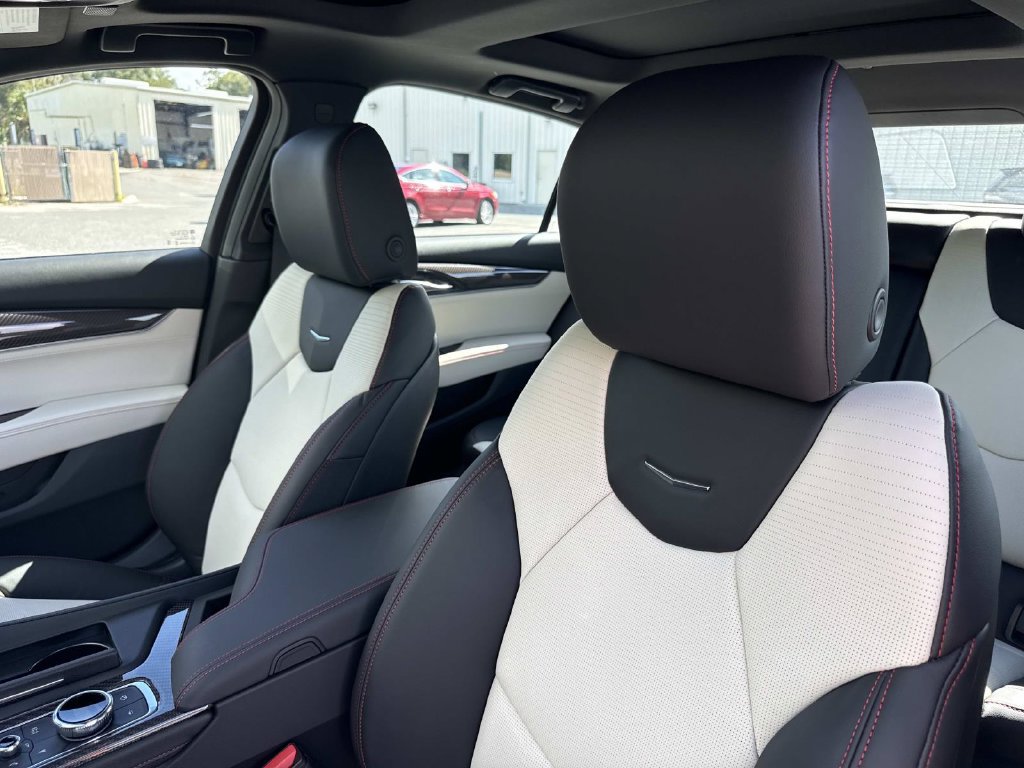 New 2026 Cadillac CT5 Sport w/ Technology Package RWD image 21