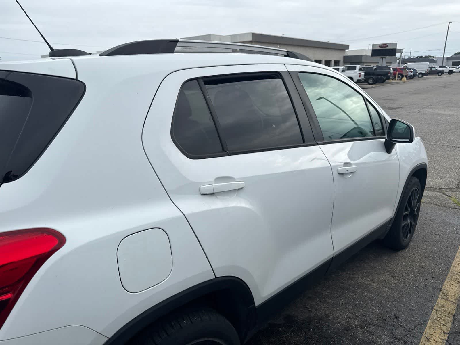 Used 2021 Chevrolet Trax LT w/ Sport Edition AWD/4WD image 11