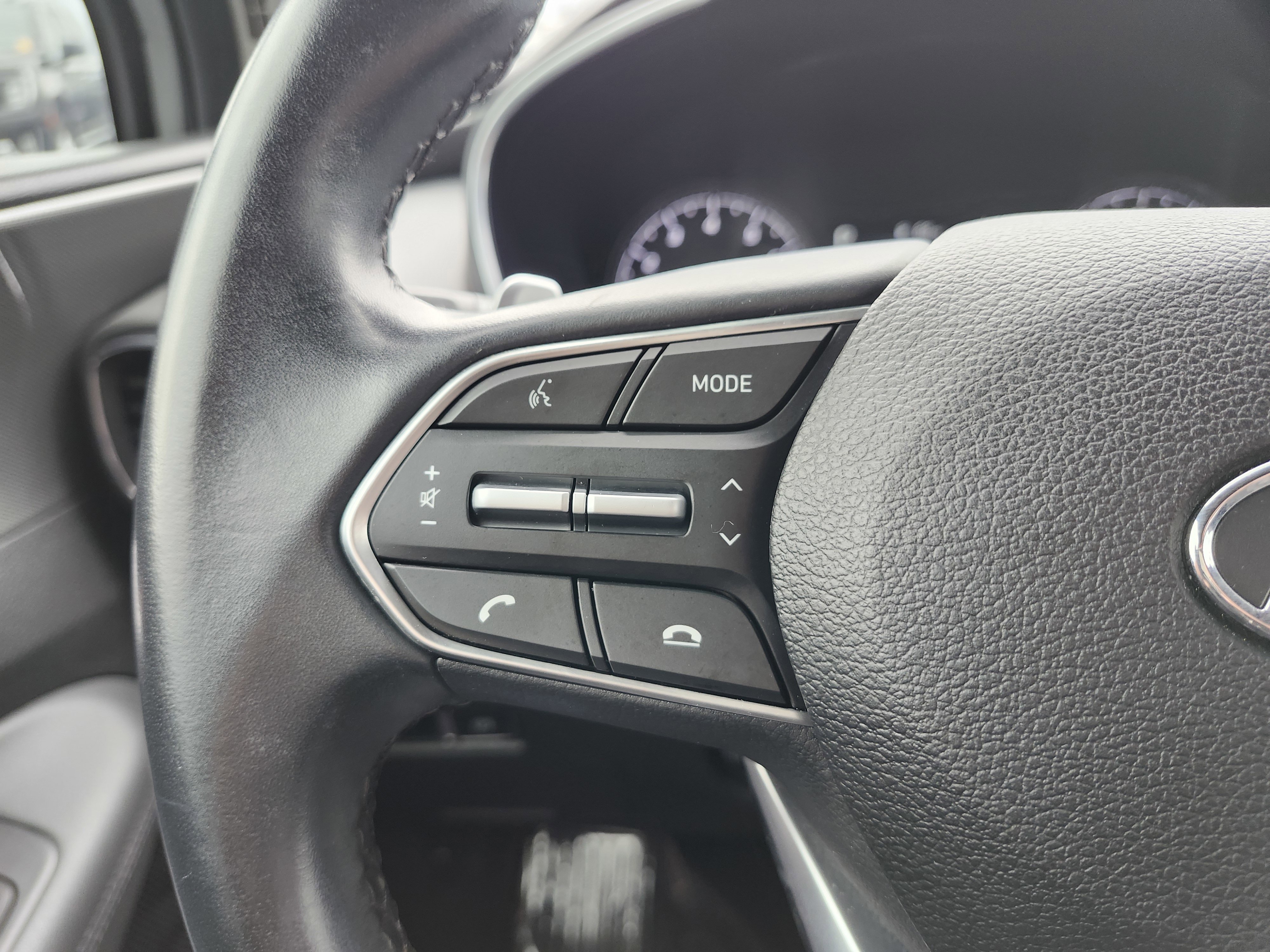 Used 2023 Hyundai Santa Fe SEL FWD image 37