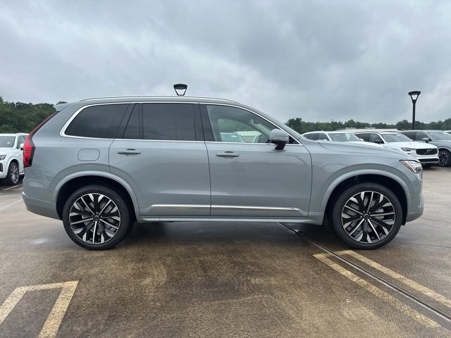 New 2026 Volvo XC90 B6 Plus w/ Protection Package Premier image 9