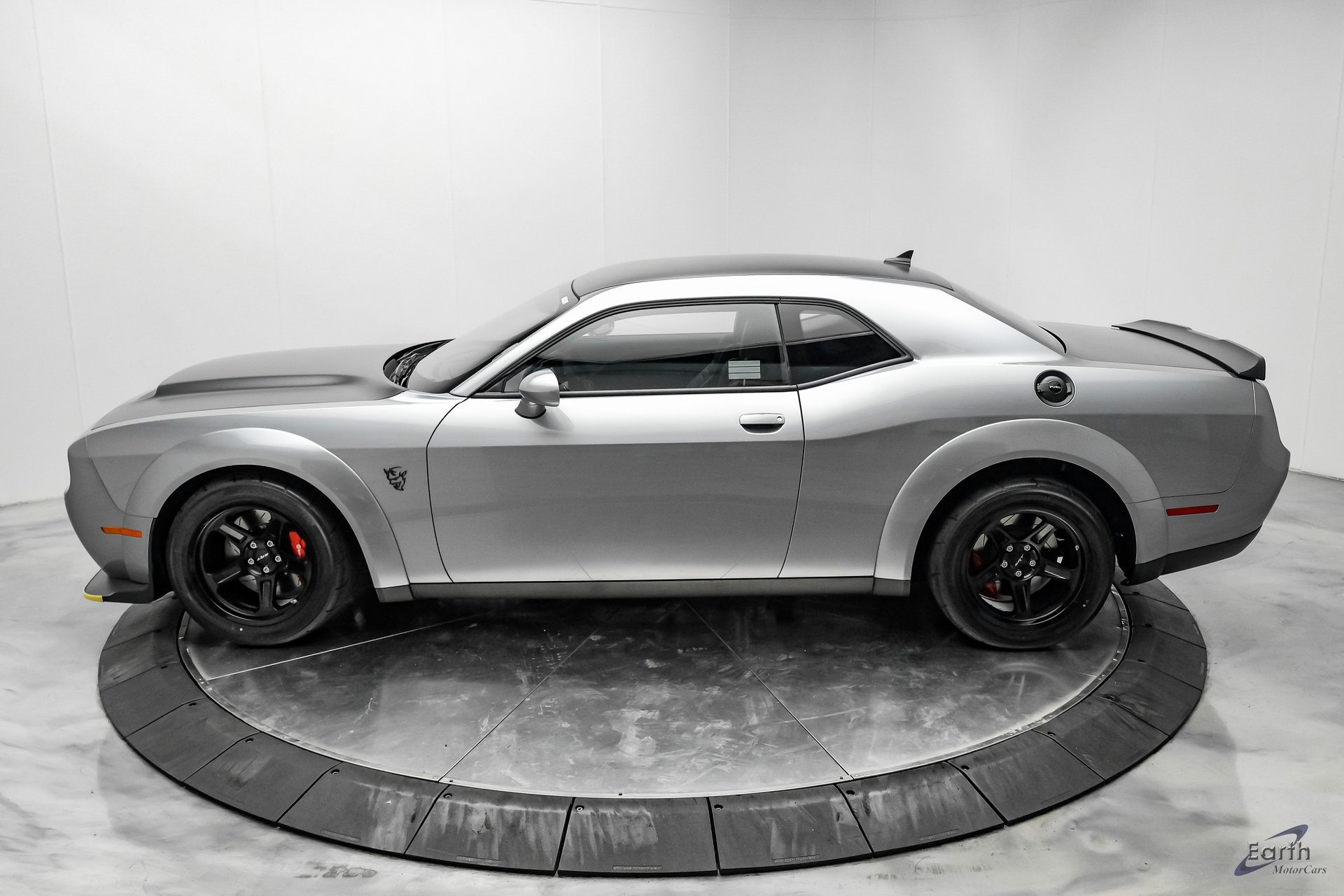 Used 2018 Dodge Challenger SRT Demon RWD image 8