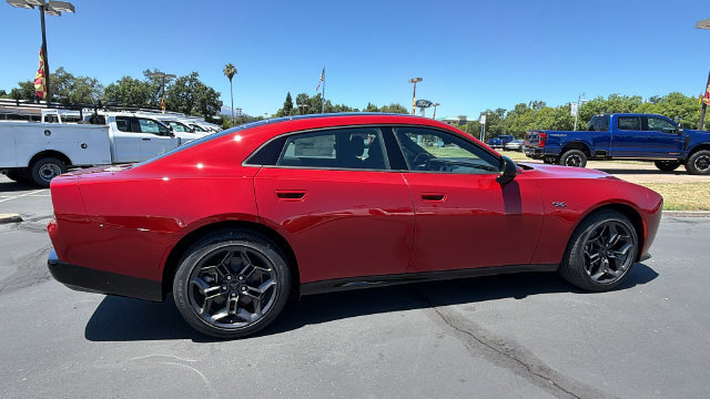 New 2026 Dodge Charger R/T w/ Blacktop Package AWD/4WD image 3
