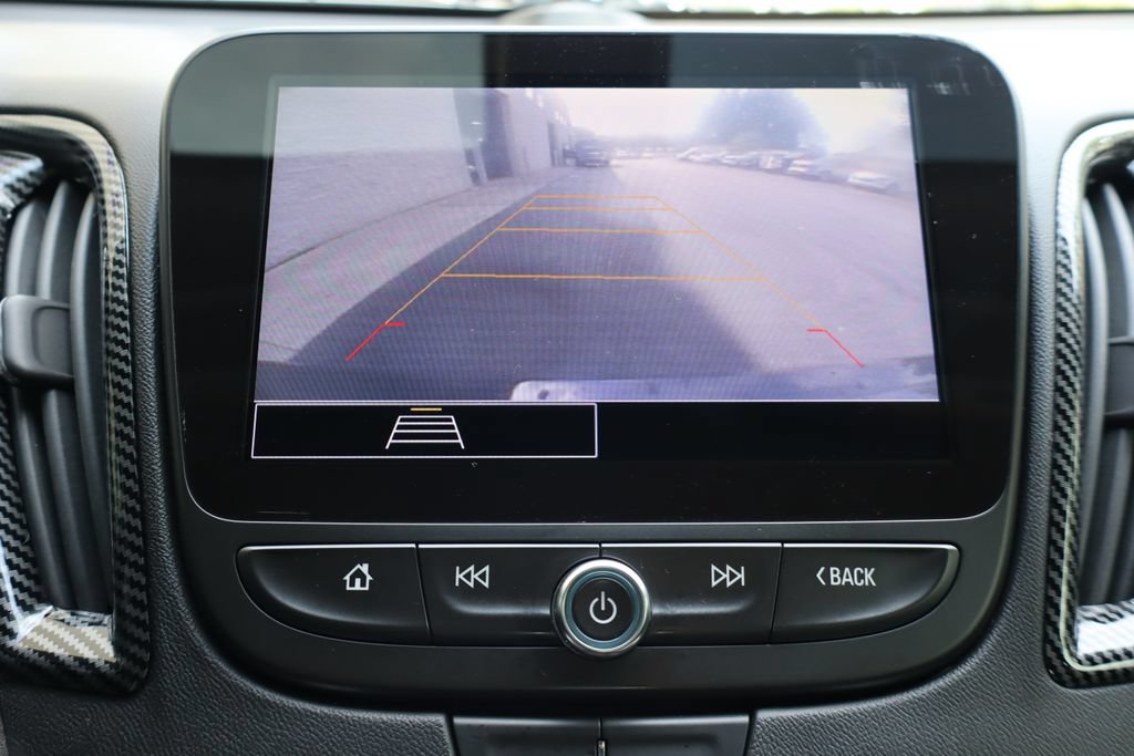 Used 2021 Chevrolet Malibu LT w/ Midnight Edition FWD image 8