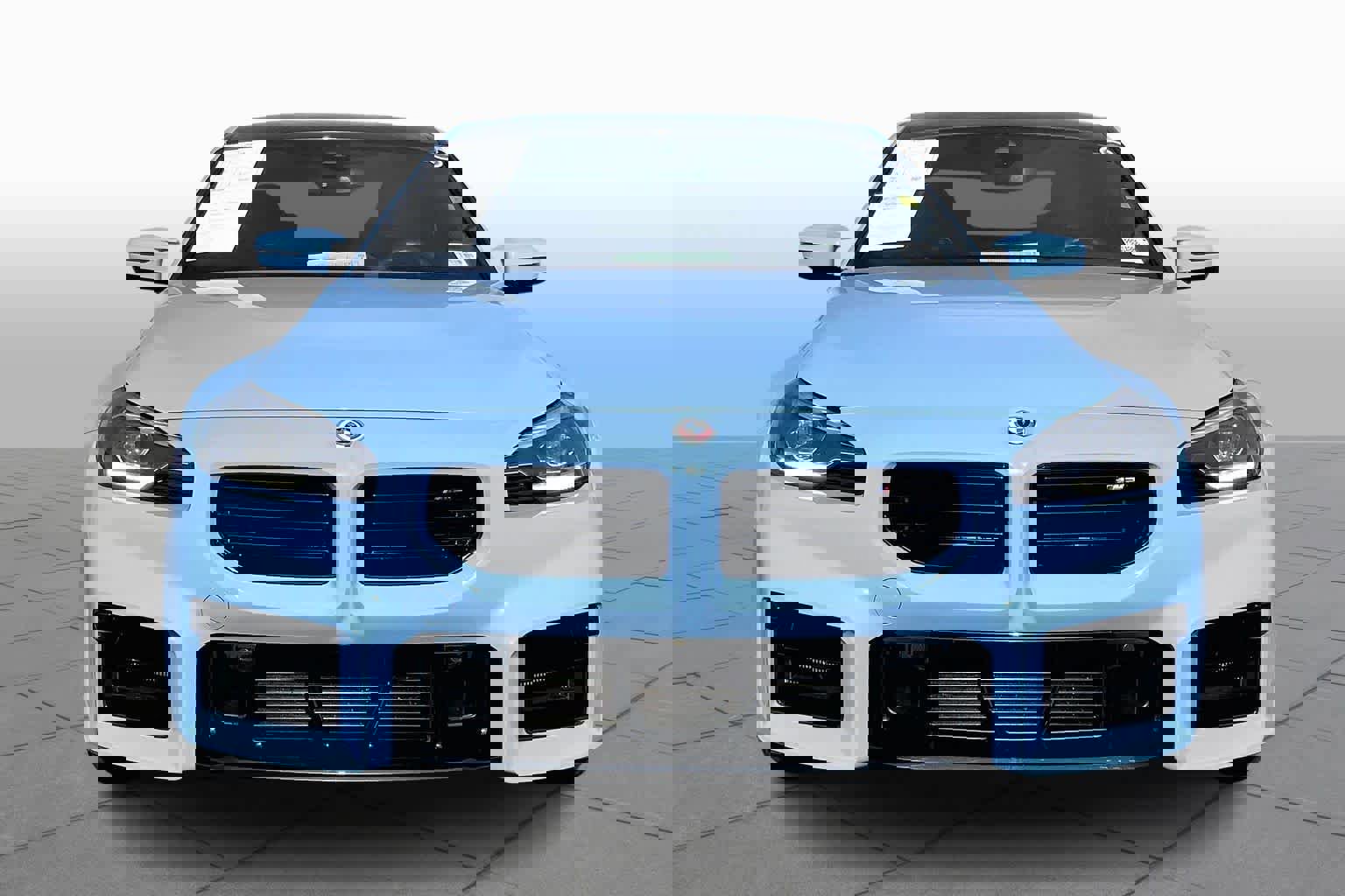 Used 2023 BMW M2 image 3