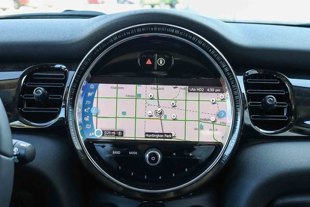 Used 2023 MINI Cooper S image 18