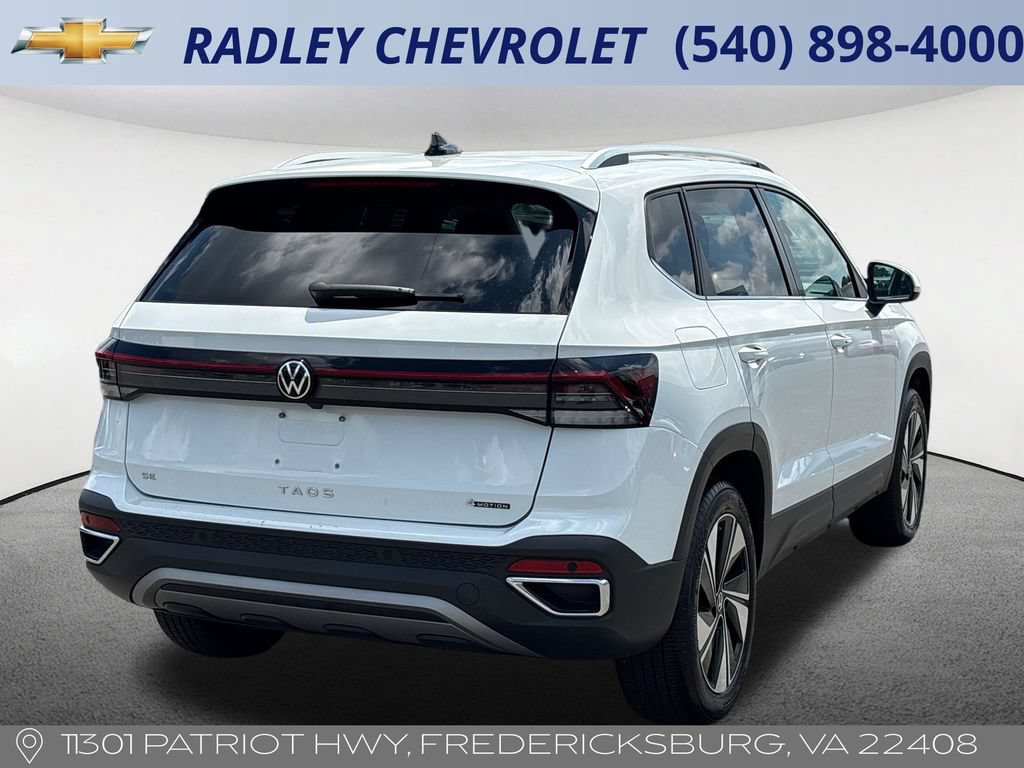 Used 2025 Volkswagen Taos SE AWD/4WD image 19