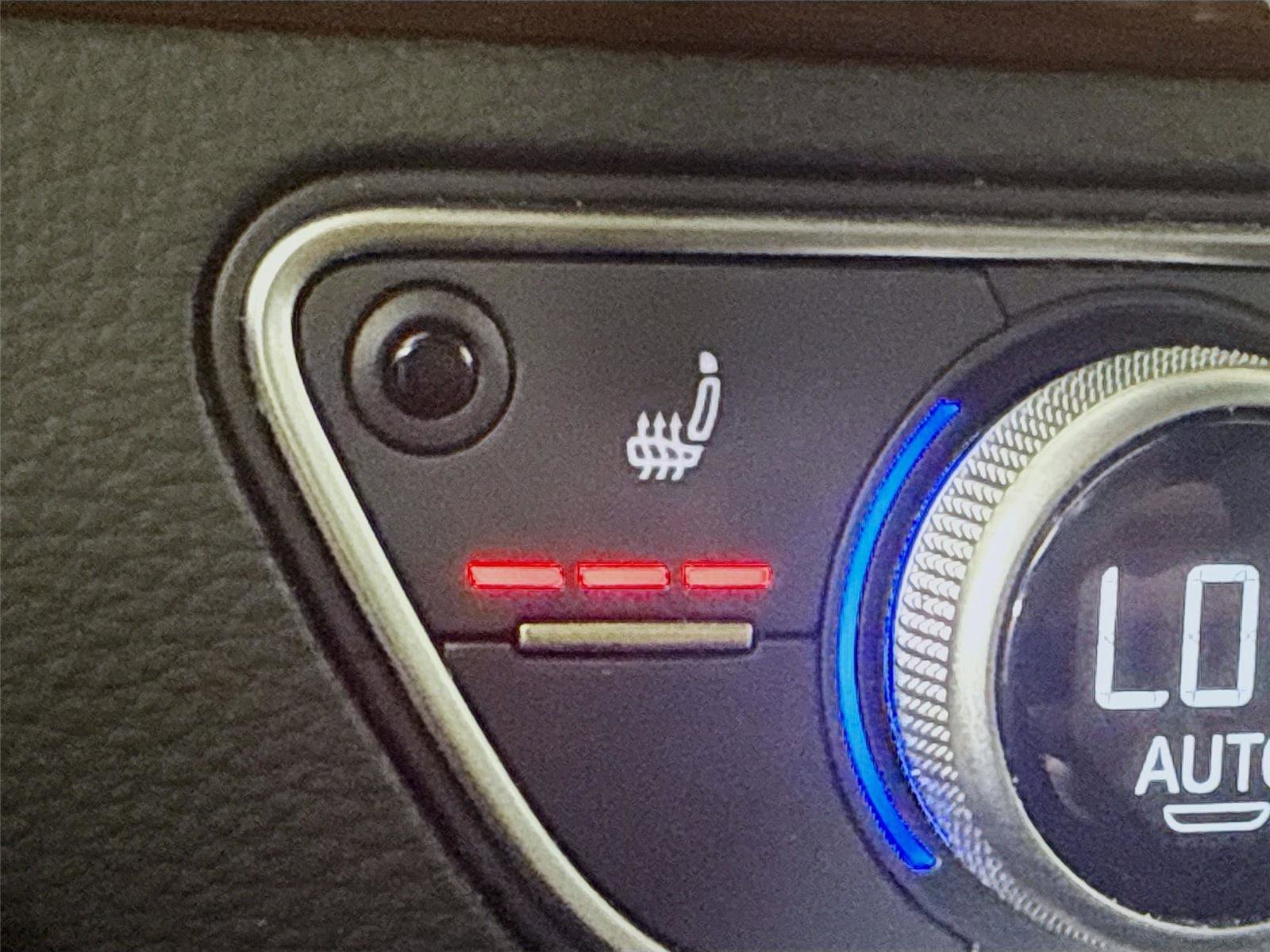 Used 2021 Audi Q5 Premium w/ Convenience Package image 11