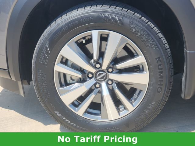 Certified 2025 Nissan Pathfinder SL image 8